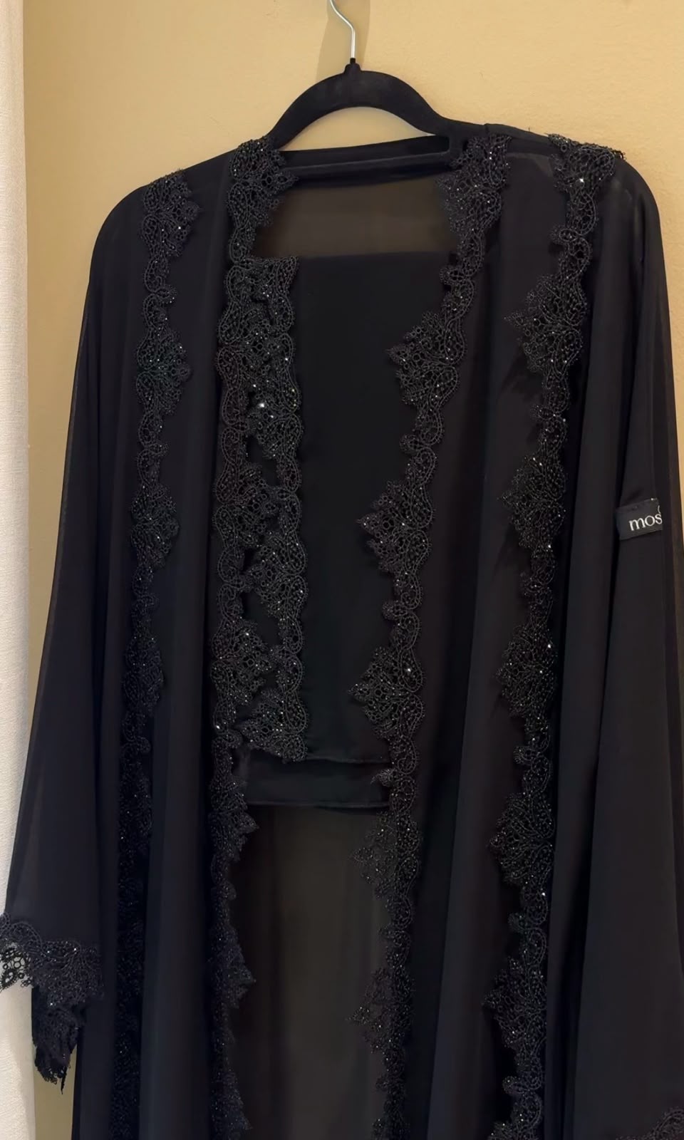 AB030 | اسود